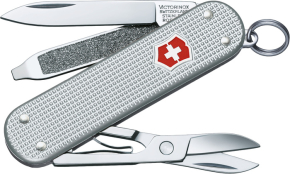 0.6221.26 Victorinox Classic Silver/ribbed Нож складной